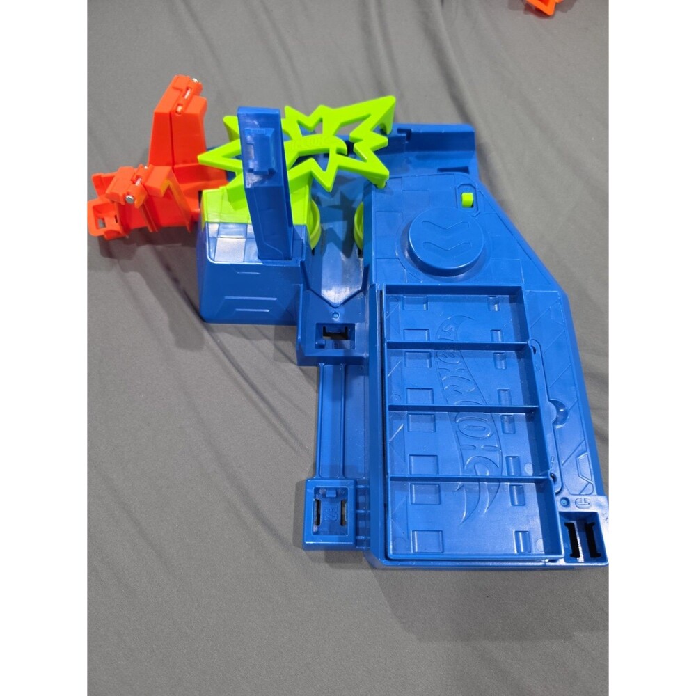 Booster Hot Wheels Toy Car Track Set-  (Incomplete Track) But Booster Worksgreat